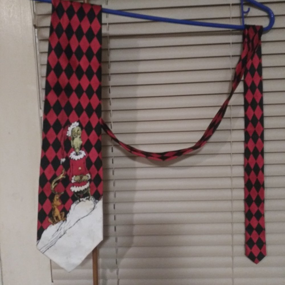 Dr.Seuss / Grinch Silk Tie.1994.57"Long